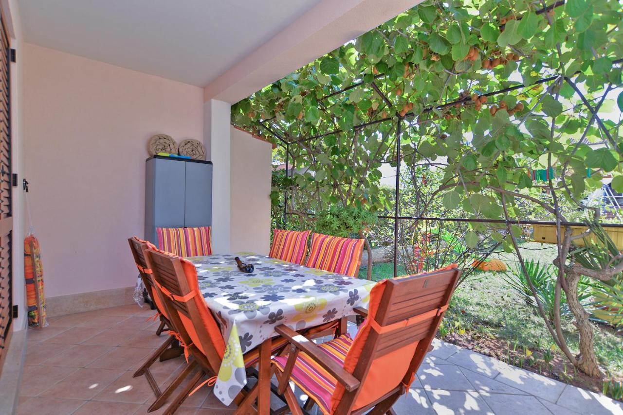 Apartment Snjezana 1064 Rovinj Exterior photo